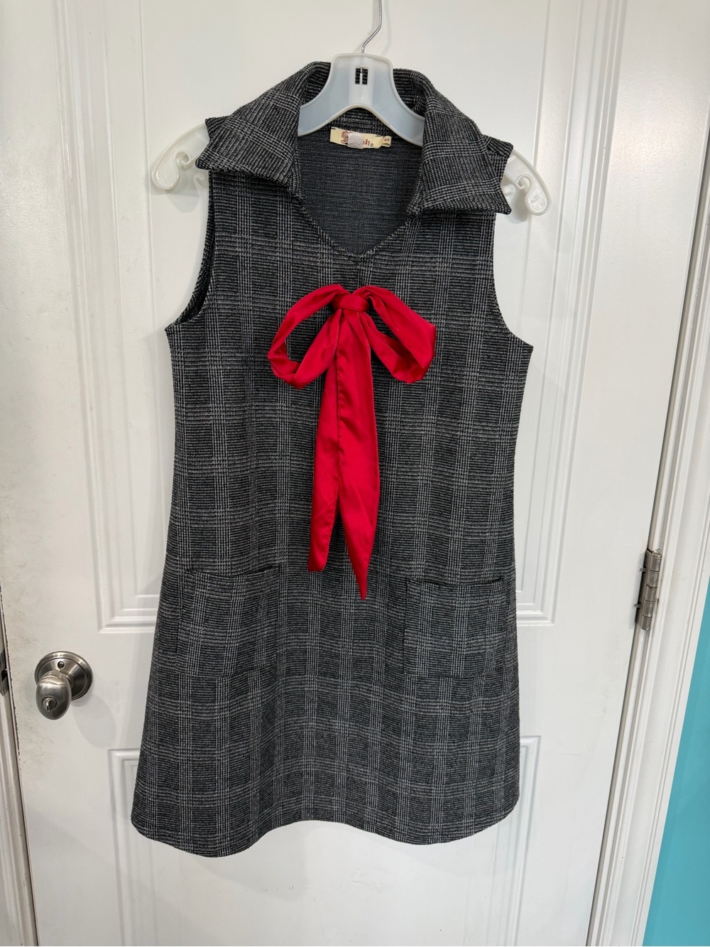 Gray Plaid Sleeveless Dress with Red Bow